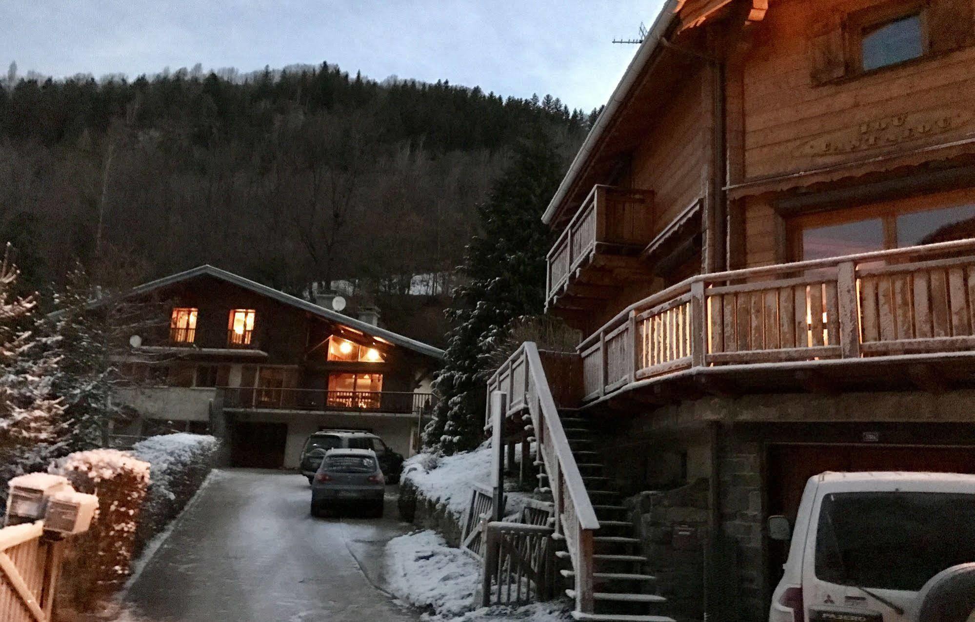 Chalet Tioli 蒙特瓦勒赞 外观 照片